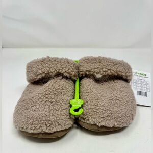 Classic Cozzzy Slipper; Men 3 - Women 5; Tan (Mushroom)